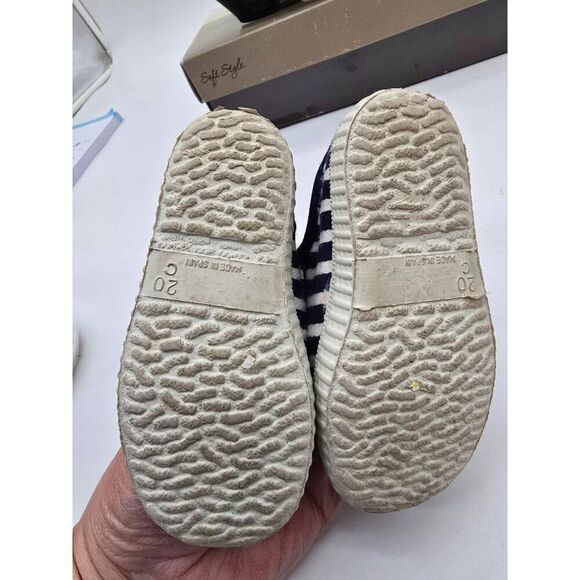 Cienta Kids Navy & White Striped Canvas Mary Jane Shoes Size 20 - Picture 2 of 5